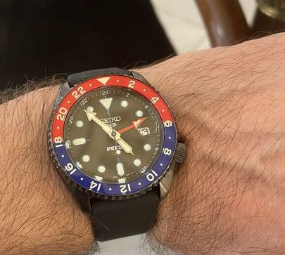 Seiko 5 Sports Pepsi