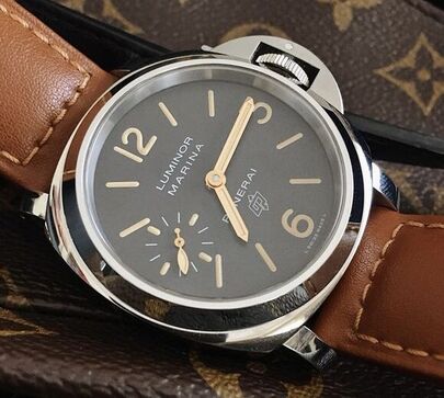 Panerai Luminor Marina Logo