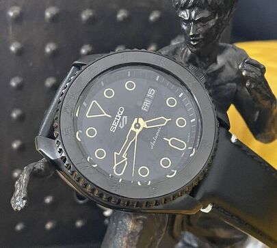 Seiko 5 Sports Bruce Lee