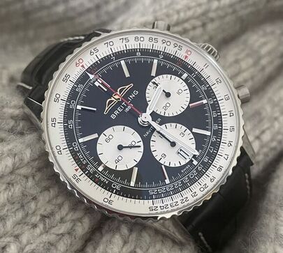 Breitling Navitimer 43 B01