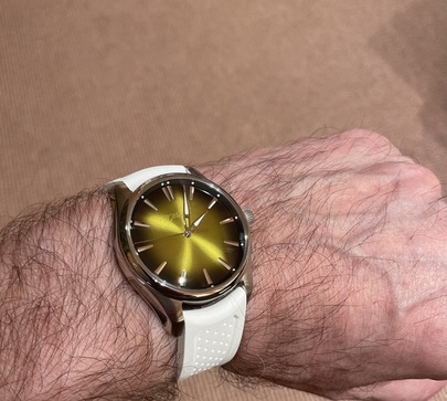 H.Moser & Cie Pioneer Sunny-Side Up